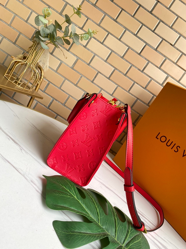 ルイヴィトンバッグ内部構造